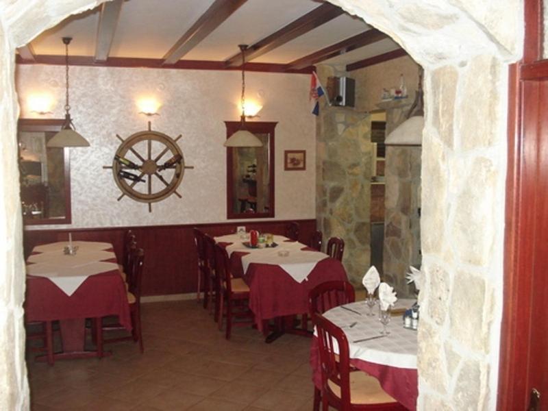 佩特坎内 Pansion Marco Polo酒店 外观 照片
